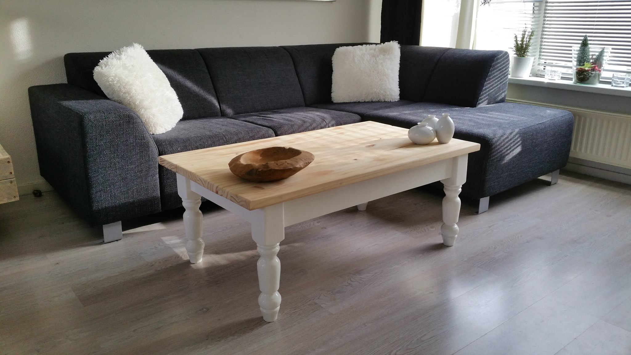 Steiger houten meubels, Salon Tafel, Eet Tafel, Kasten, Bestrating, Wolvega, Friesland